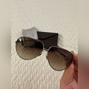 Gucci aviator sunglasses